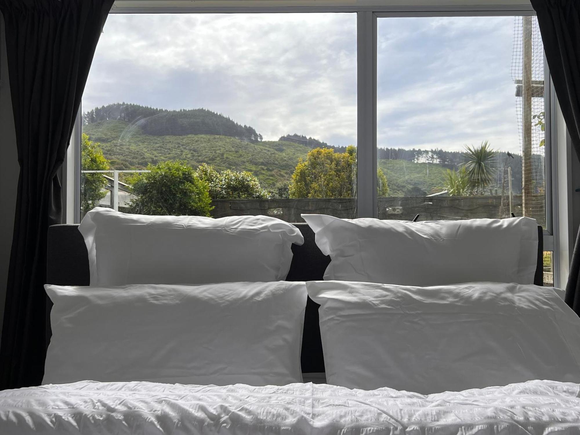 Hill View Abode Tawa Leilighet Wellington Eksteriør bilde