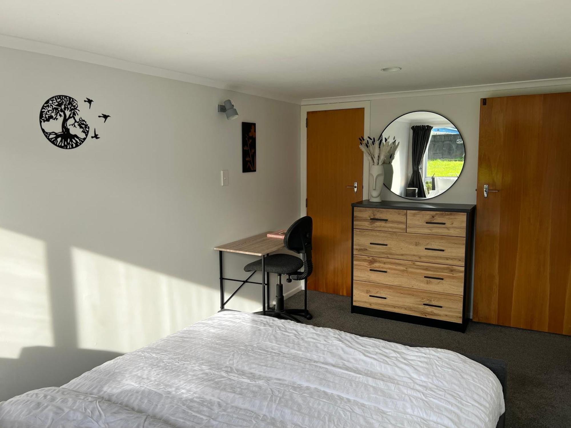 Hill View Abode Tawa Leilighet Wellington Eksteriør bilde